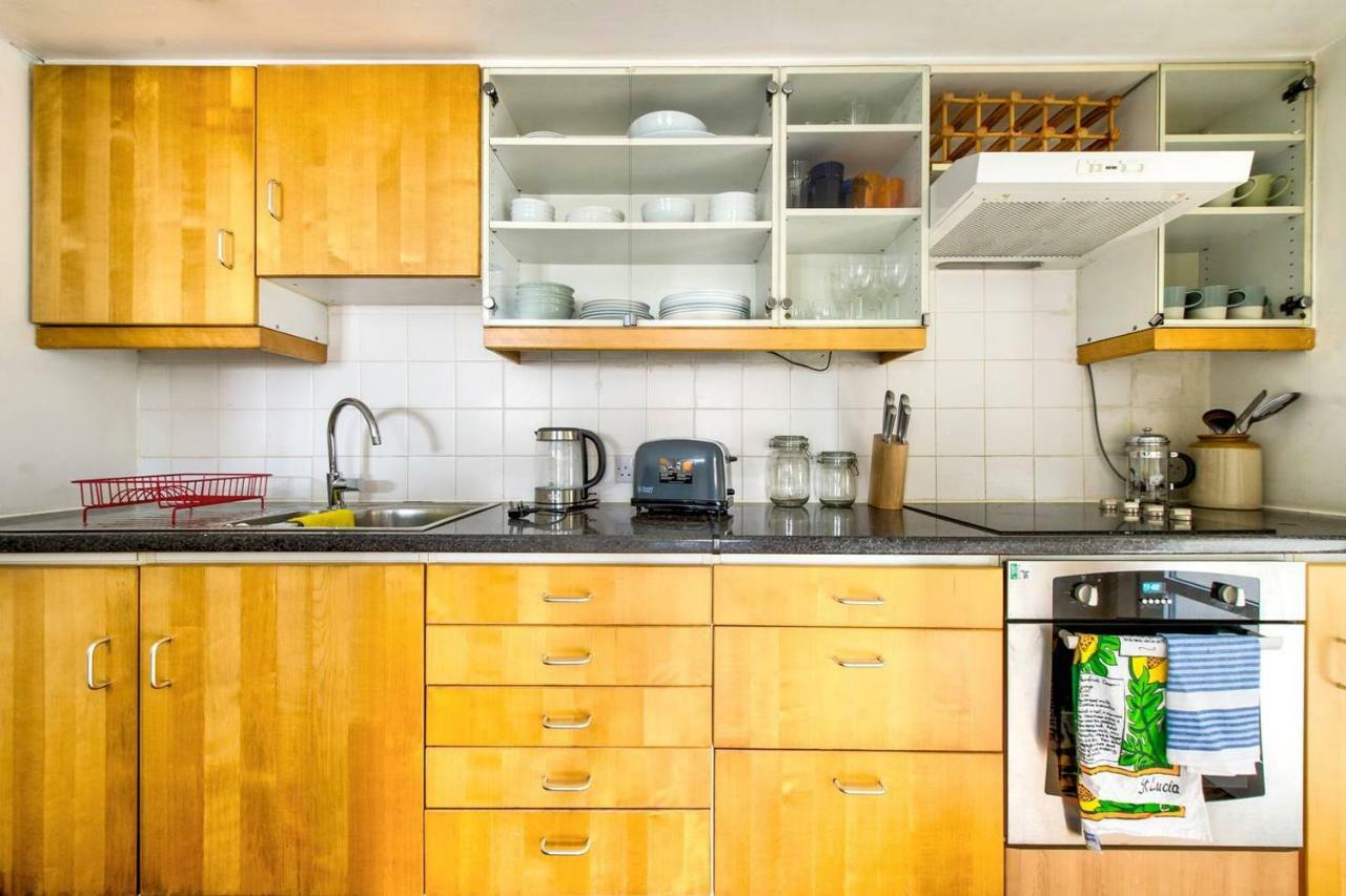 Altido Ultra Stylish Calton Road Apt W/ Parking Apartment Edinburgh Exterior foto