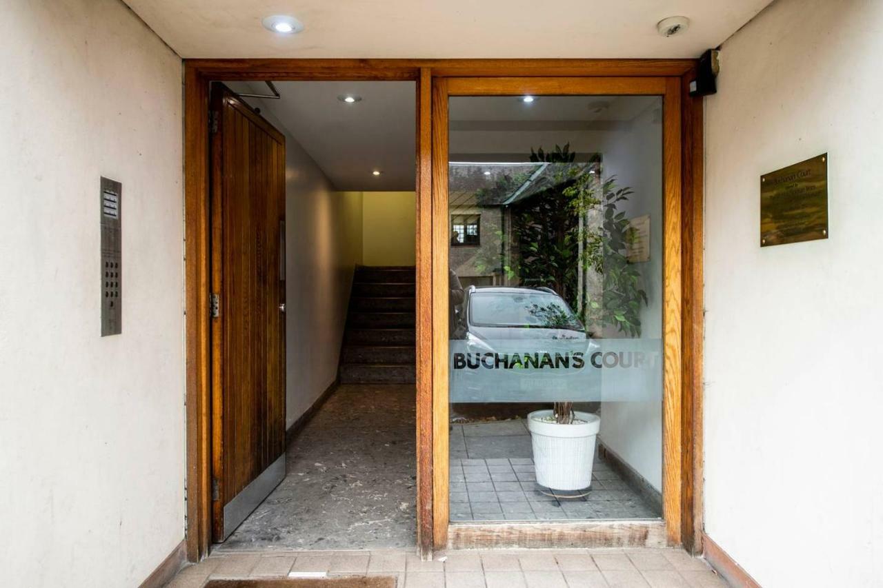 Altido Ultra Stylish Calton Road Apt W/ Parking Apartment Edinburgh Exterior foto