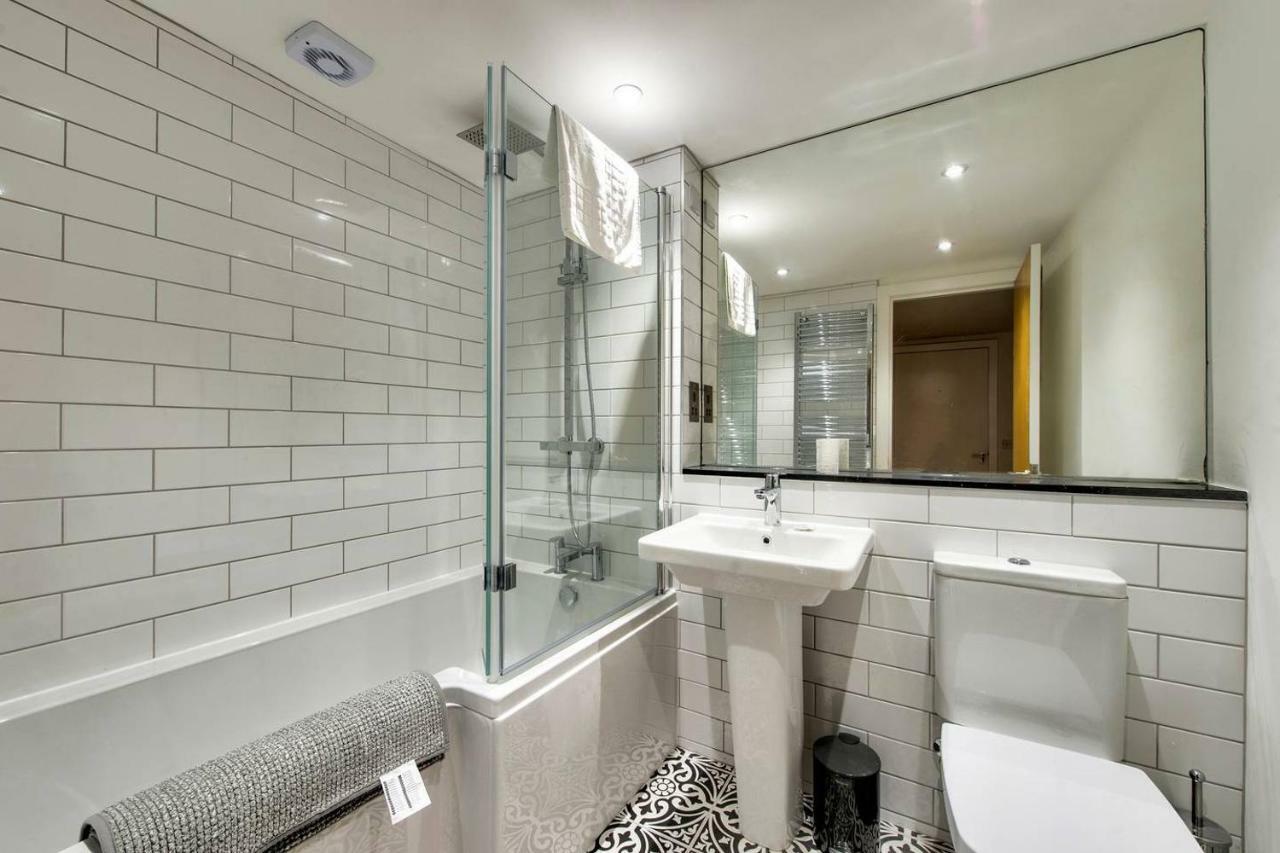 Altido Ultra Stylish Calton Road Apt W/ Parking Apartment Edinburgh Exterior foto