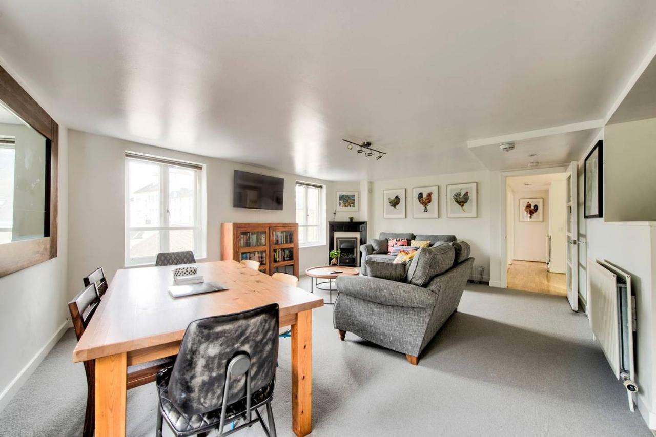Altido Ultra Stylish Calton Road Apt W/ Parking Apartment Edinburgh Exterior foto